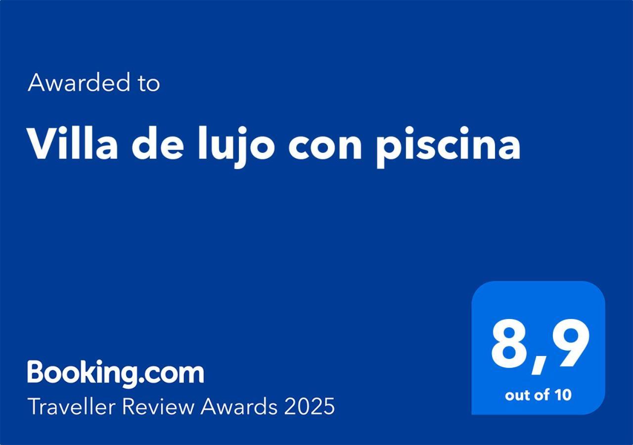 Villa De Lujo Con Piscina 奥里韦拉 外观 照片